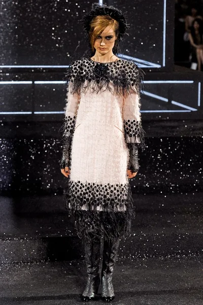 Look 37